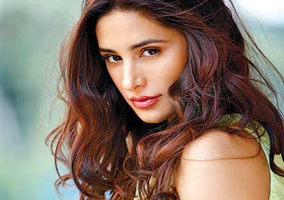 I have a secret addiction, says Nargis Fakhri